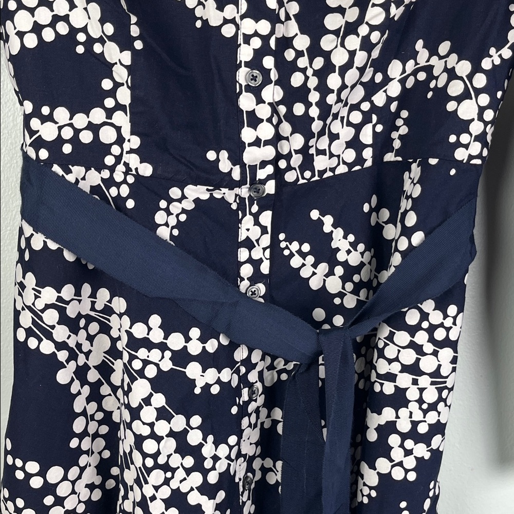 Boden Navy Button-Up Shirt with White Dot Vine Pattern - Picture 11 of 14